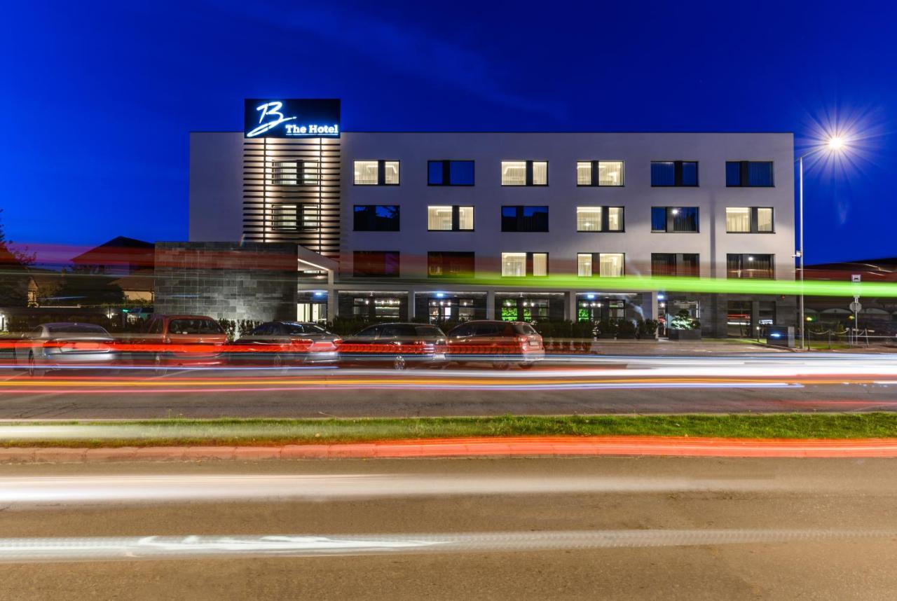 B The Hotel Sfântu-Gheorghe Extérieur photo